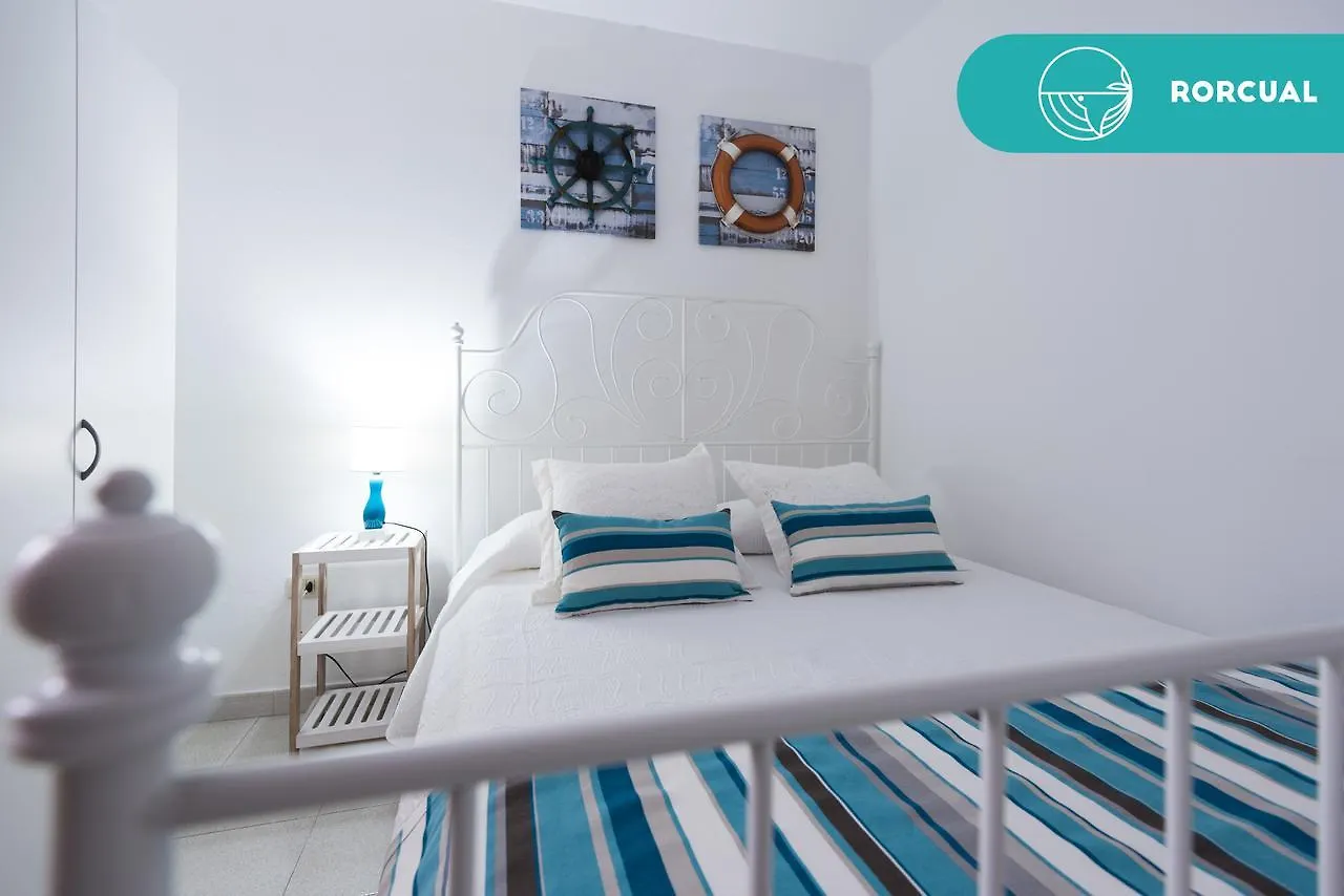 Fronton Whale Apartamentos Galdar Apartment